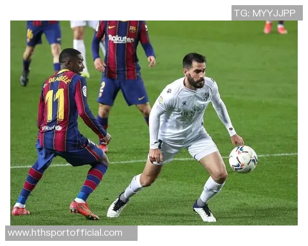 巴黎大巴在毕尔巴鄂遭袭球员们紧急前往机场避险